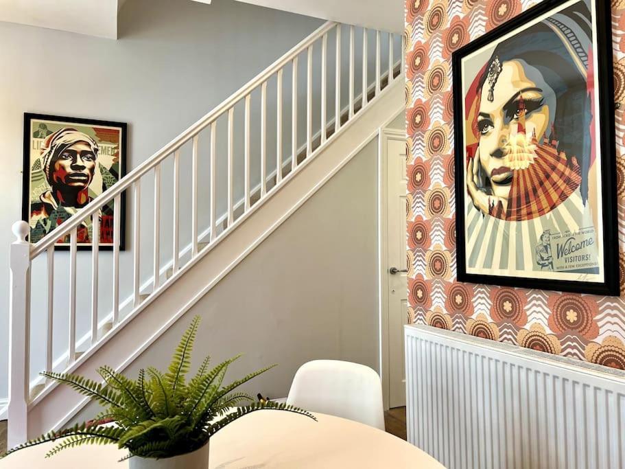 Fabulous Malvern Townhouse Грейт Малвърн Екстериор снимка